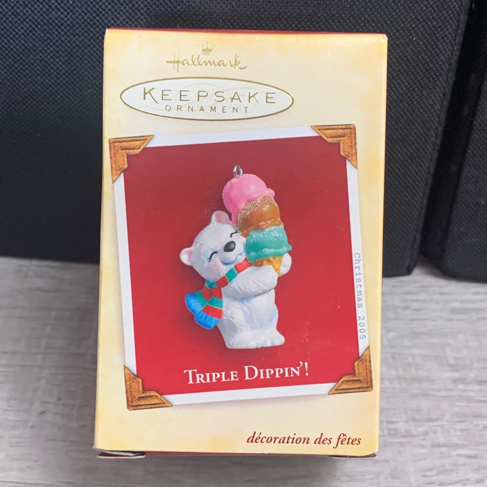 Hallmark Keepsake Ornament 2005 Triple Dippin Polar Bear Ice Cream QX2192